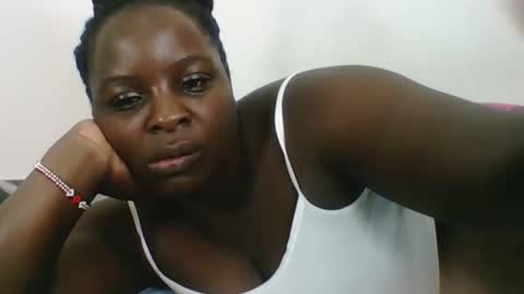 Snapshot of sexyblackgal10 chatting on 09.18.25 sexyblackgal10 online show from 09.18.25