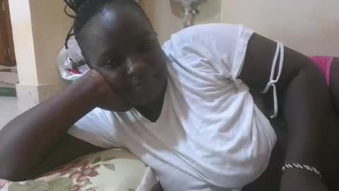 Snapshot of sexyblackgal10 chatting on 11.08.25 sexyblackgal10 online show from 11.08.25