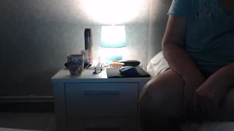 Sexyblonde4u58 online show from 10.14.25