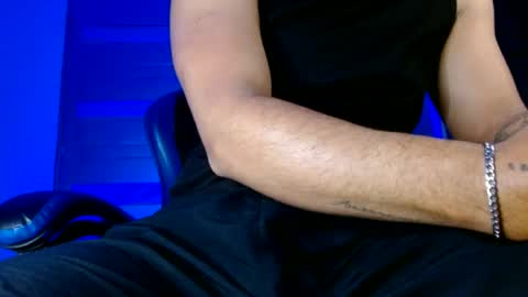 Snapshot of sexyboy_bigclit chatting on 06.20.26 Iker online show from 06.20.26