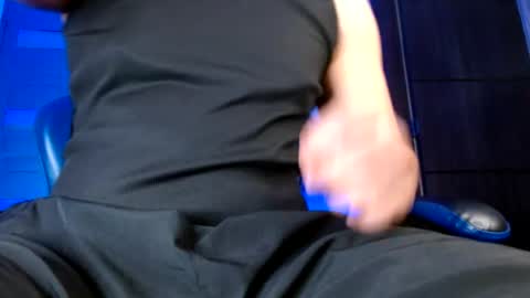 Snapshot of sexyboy_bigclit chatting on 06.26.26 Iker online show from 06.26.26