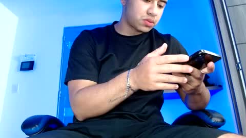 Snapshot of sexyboy_bigclit chatting on 06.29.26 Iker online show from 06.29.26