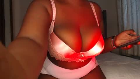 Snapshot of sexychocco_ chatting on 07.14.26 sexychocco online show from 07.14.26