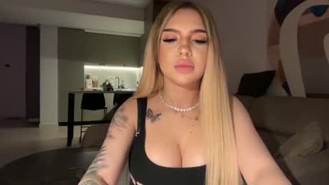 Snapshot of sexyclaireanais chatting on 05.09.26 sexyanais online show from 05.09.26