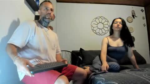Snapshot of sexycolombian2022 chatting on 05.24.26 Antonioylola online show from 05.24.26