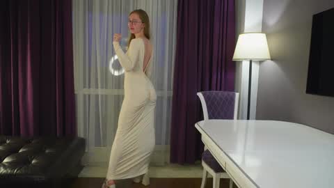 Snapshot of sexycutegirs chatting on 09.30.25 Hello my name is Merry every 200 subs - Hot show Fav patterns 577123 pvt open online show from 09.30.25