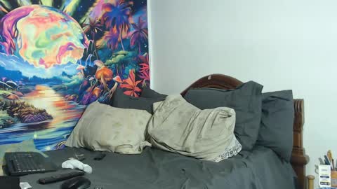 Snapshot of sexydarkhunter2 chatting on 09.18.25 Mike online show from 09.18.25