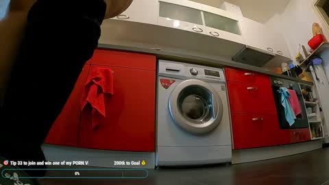 XDA   online show from 01.12.25