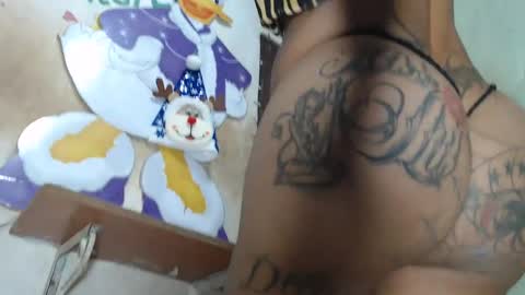 SEXYDEVILRICH online show from 12.28.24