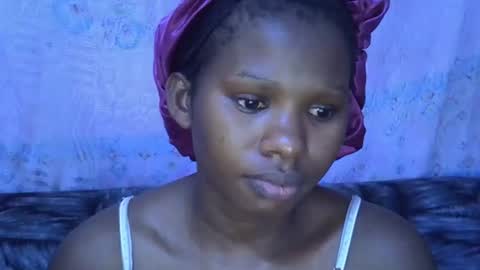 Snapshot of sexydoll002 chatting on 10.14.25 sexydoll002 online show from 10.14.25