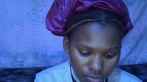 Snapshot of sexydoll002 chatting on 11.10.25 sexydoll002 online show from 11.10.25