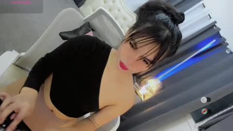 Snapshot of sexydollfox chatting on 02.24.25 sexydollfox online show from 02.24.25