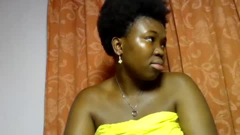 Snapshot of sexyebonita chatting on 06.27.26 Nita online show from 06.27.26