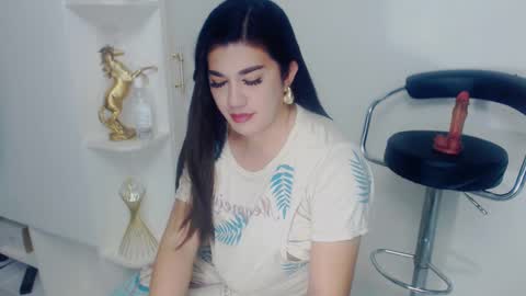Snapshot of sexyfatcock69 chatting on 12.28.24 sexyfatcock69 online show from 12.28.24