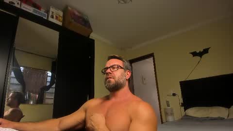 Snapshot of sexyflightz chatting on 06.08.26 chris online show from 06.08.26