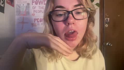 sexyflower21555 online show from 12.02.24