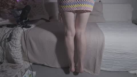 Snapshot of sexygamesx chatting on 10.28.25 SexyGames online show from 10.28.25