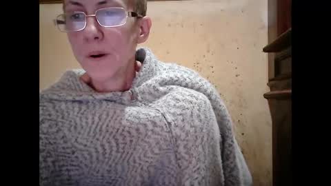 Snapshot of sexygeny11 chatting on 11.18.25 sexygeny11 online show from 11.18.25