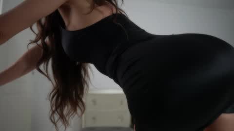 Vanessa  online show from 01.25.25