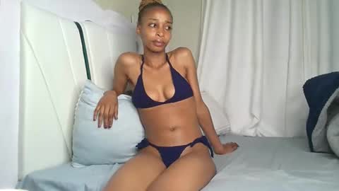 sexygirlvanilla online show from 11.24.25