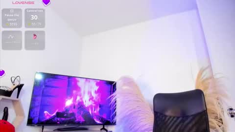 sexygoddess_f online show from 09.23.25