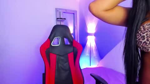 sexygoddess_f online show from 11.13.25