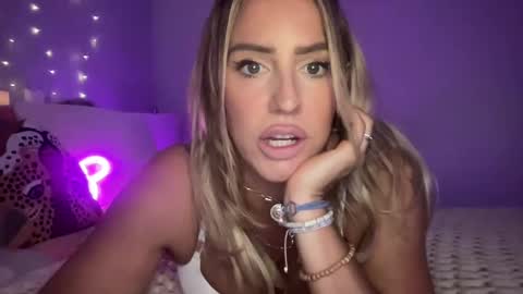 Ashley Love online show from 02.08.25