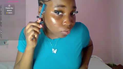 Snapshot of sexyhotbody_haileyxx chatting on 10.24.25 Hailey online show from 10.24.25