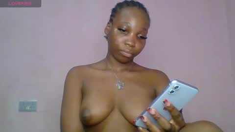 Snapshot of sexyhotbody_haileyxx chatting on 10.30.25 Hailey online show from 10.30.25