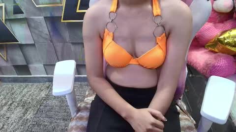 Snapshot of sexyislive chatting on 11.12.25 sexyislive online show from 11.12.25