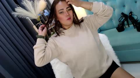 JENNY online show from 12.11.24