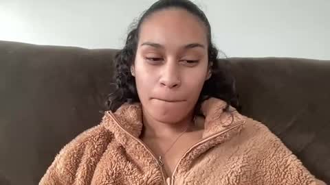 Snapshot of sexyjenny999 chatting on 01.04.25 Jenny online show from 01.04.25