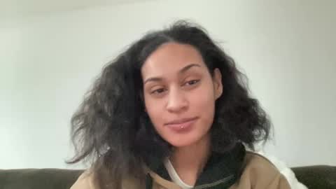 Snapshot of sexyjenny999 chatting on 01.19.25 Jenny online show from 01.19.25