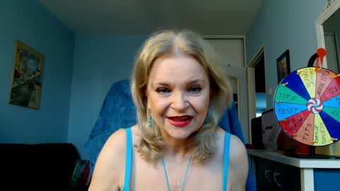 Jenny online show from 12.04.24