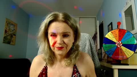 Jenny online show from 01.01.25