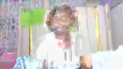 Snapshot of sexyjoane chatting on 04.11.26 JOAN online show from 04.11.26