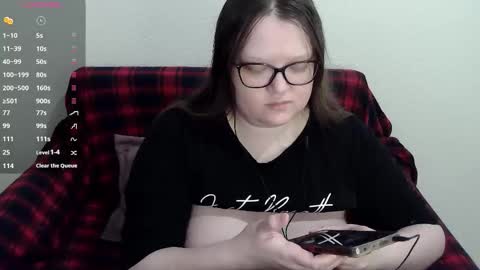 Snapshot of sexykitty_2 chatting on 09.26.25 Kate online show from 09.26.25