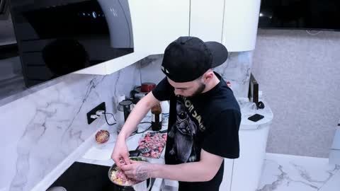 Kolya online show from 01.21.25