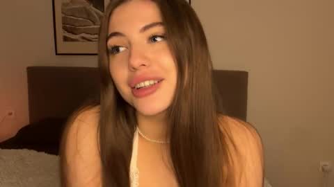 Snapshot of sexylabubu chatting on 11.04.25 arya online show from 11.04.25