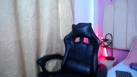 SexyLaddy   online show from 09.26.25