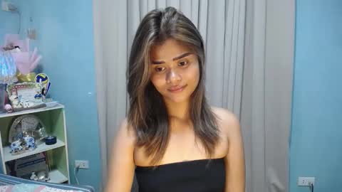 Snapshot of sexylady_pinayx chatting on 10.14.25 Call me Bea online show from 10.14.25