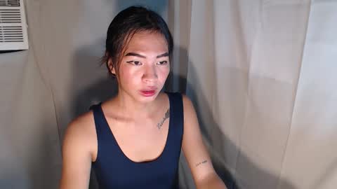 Laylia3 online show from 11.28.25