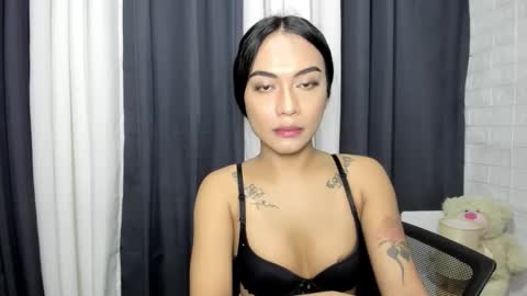 maxine online show from 10.30.25