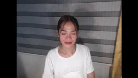 Snapshot of sexylunox chatting on 10.19.25 Lunox3 online show from 10.19.25