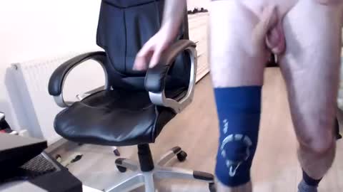 Vincent Vega online show from 12.19.24