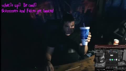Snapshot of sexymenswearexpert chatting on 07.19.26 Jonny5 online show from 07.19.26