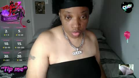 SexyMona online show from 09.28.25