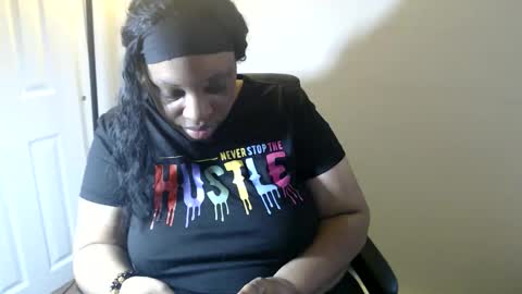 SexyMona online show from 04.17.26