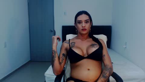 Natalia Duran online show from 01.16.25