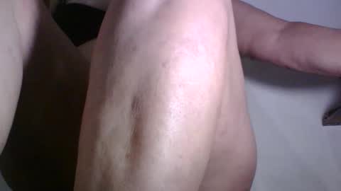 Snapshot of sexyoldwet chatting on 09.08.25 AnneSofia online show from 09.08.25